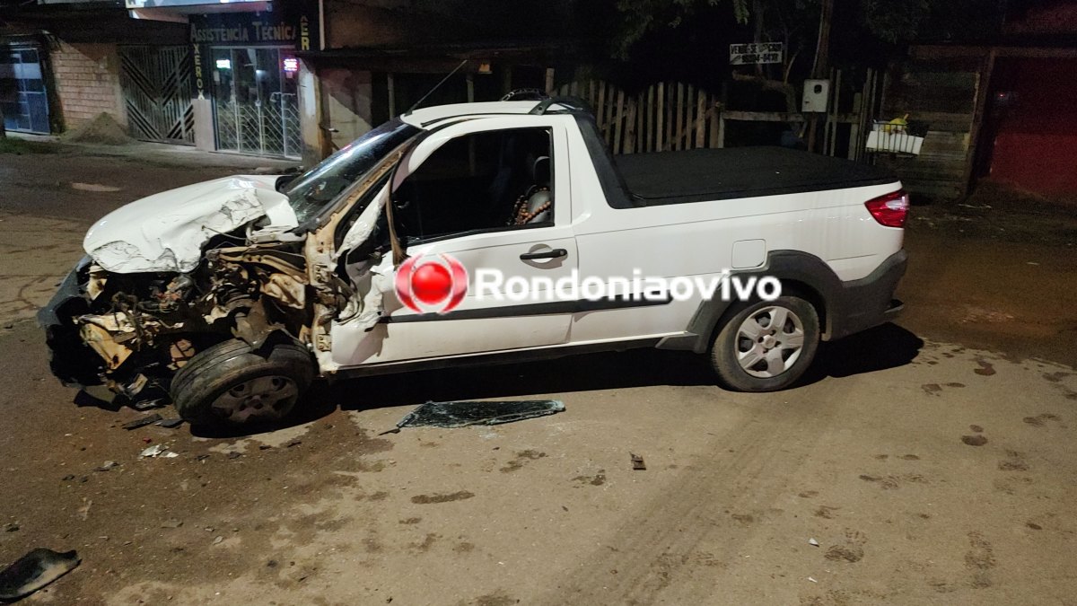 EMBRIAGUEZ: Motorista fica ferido em grave batida de carro com caminhão