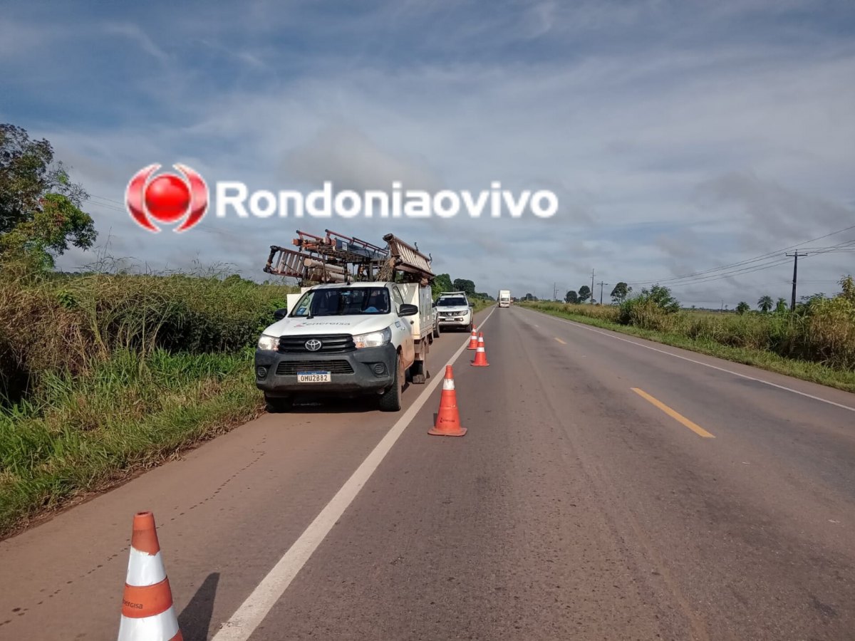 PENDURADO: Homem morre eletrocutado em poste na BR-364