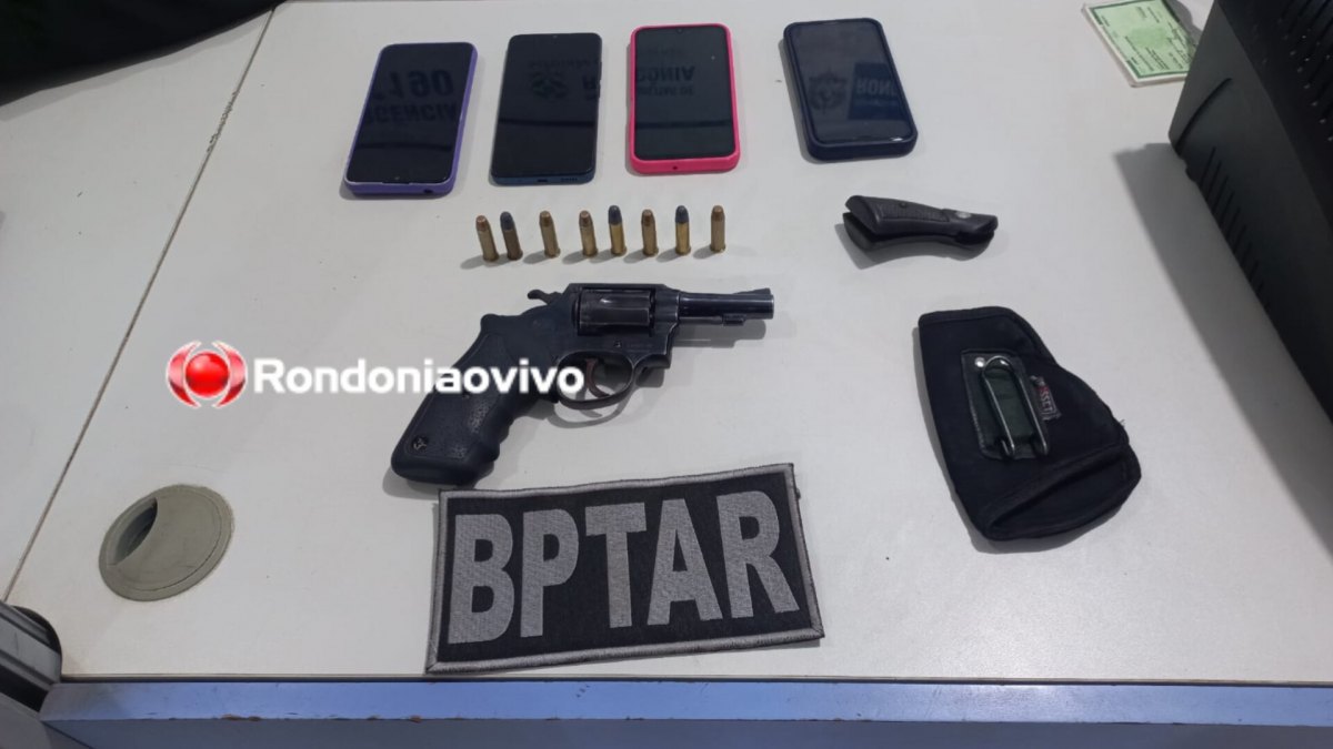 NO TIRADENTES: BPTAR prende membro de grupo criminoso com arma e celulares sem procedência 