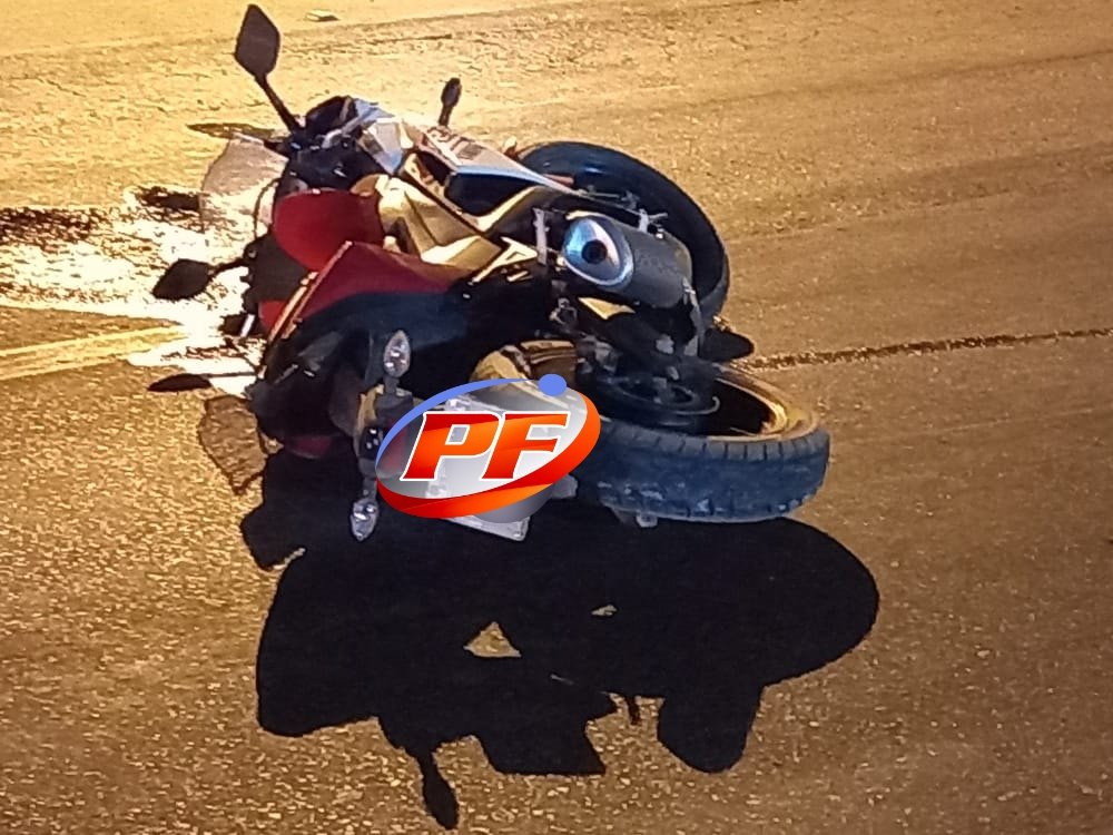 TRAGÉDIA NA 364: Garota de 15 anos morre esmagada por caminhão após pai perder controle de moto