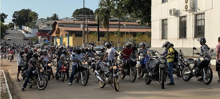 HISTÓRICA: Carreata de militares em busca de valorização salarial é realizada Rondônia