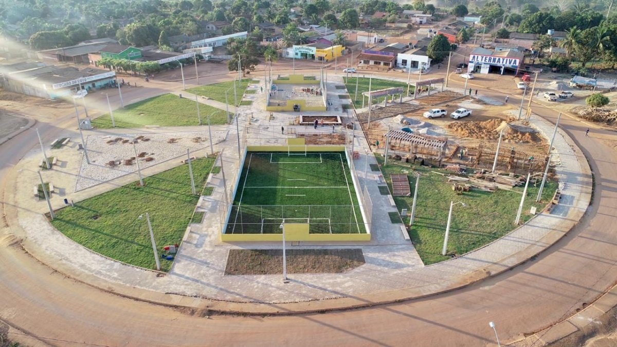 REVOLTA: População coloca fogo em ponte do distrito de União Bandeirantes 