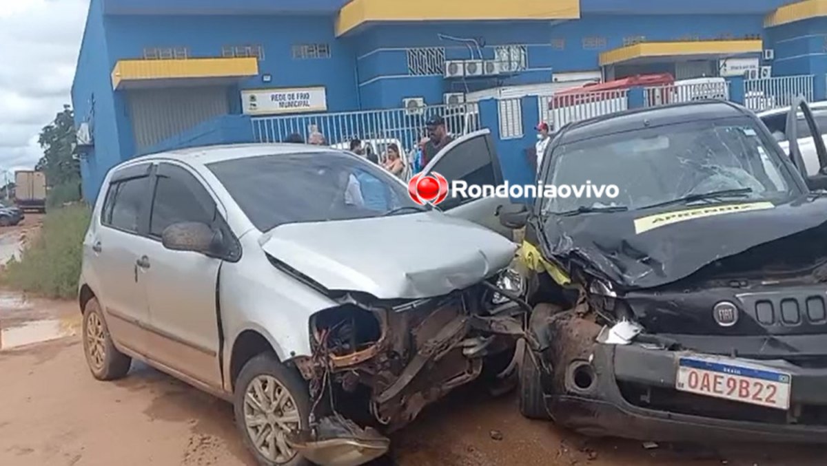 VÍDEO: Criminoso é recebido a tiros durante assalto e bate carro ao tentar fugir
