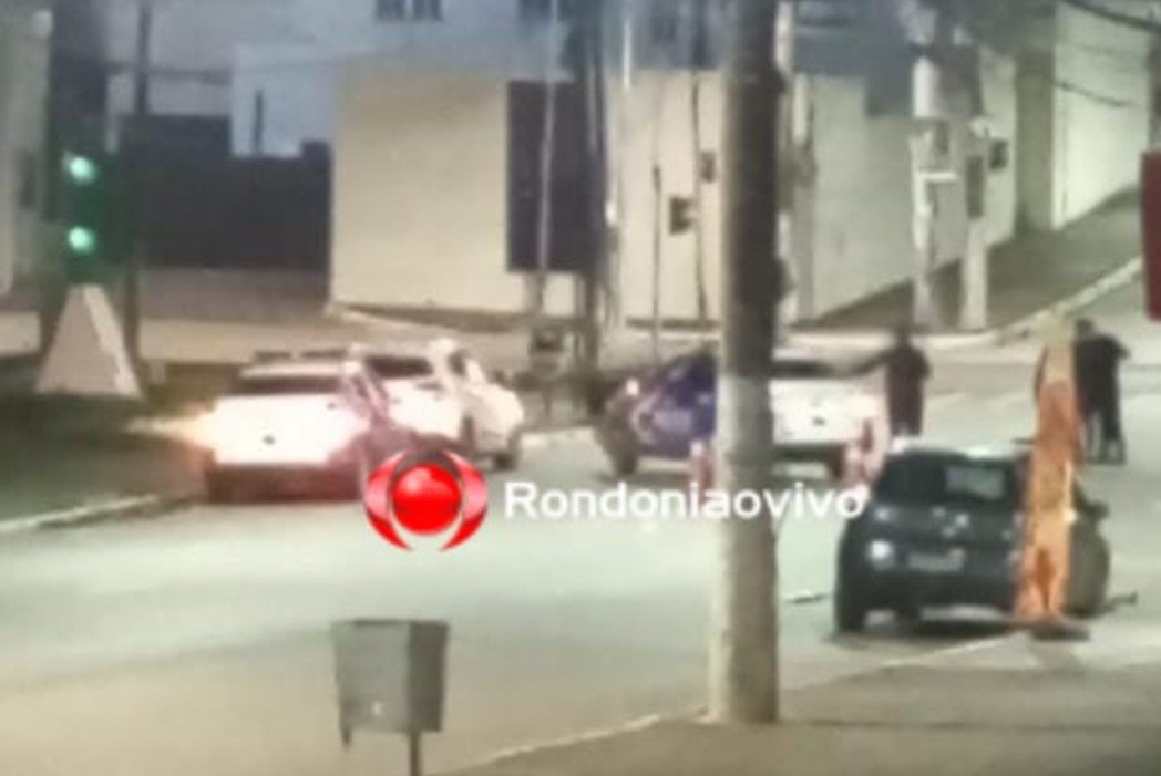 'SOU O HITLER': Travesti é encontrada caída em avenida após denúncia de pessoa baleada