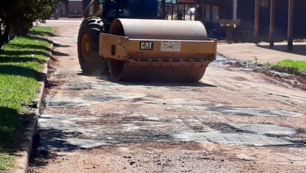 PONTA DO ABUNÃ: Distritos recebem pavimentação após pedido de Márcio Pacele