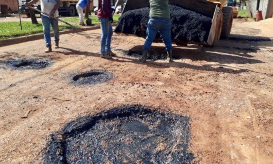 PONTA DO ABUNÃ: Distritos recebem pavimentação após pedido de Márcio Pacele