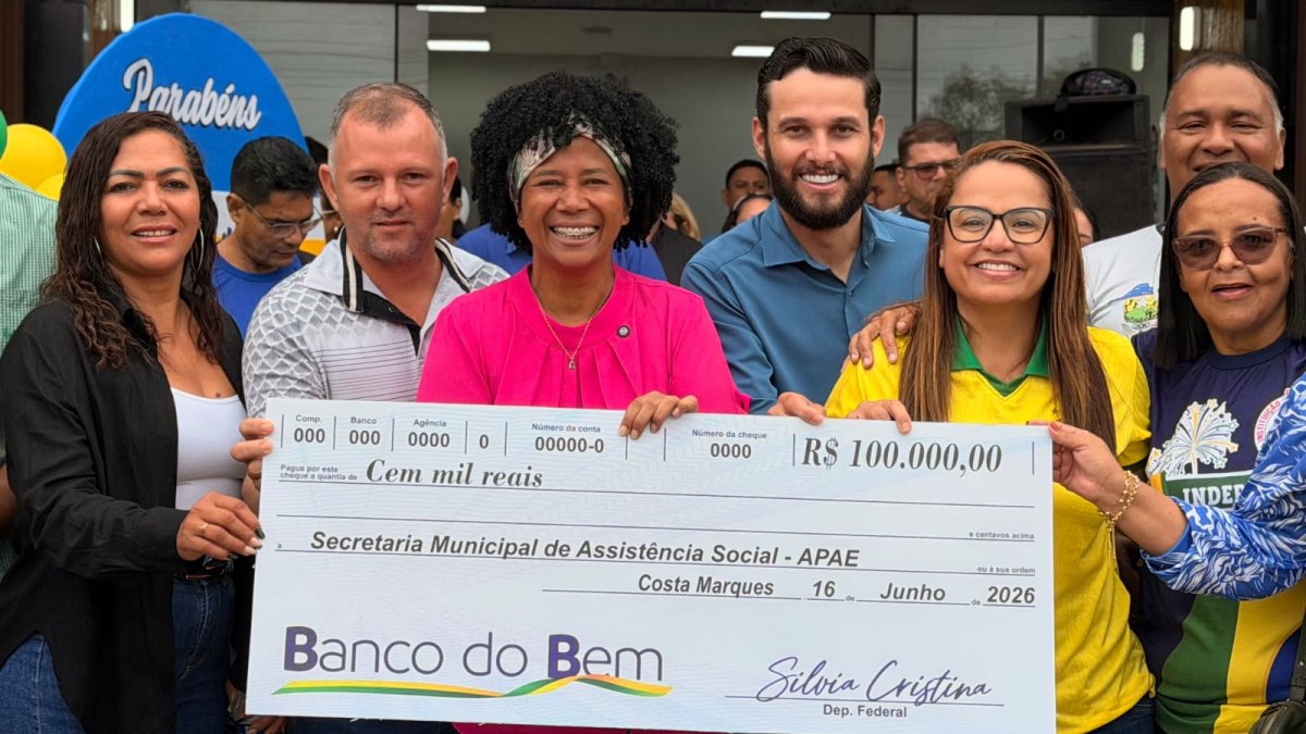 SÍLVIA CRISTINA: Deputada participa de entregas em Costa Marques e reafirma mandato municipalista