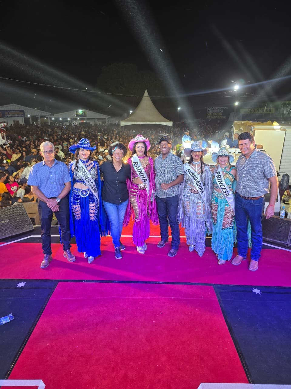 SILVA CRISTINA: Deputada participa da Festa do Leite, no distrito de Palmeiras, em Nova Mamoré