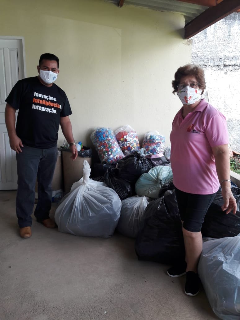 BOA AÇÃO: Sebrae contribui com 100 quilos em tampas para a Campanha Tampinhas de Amor