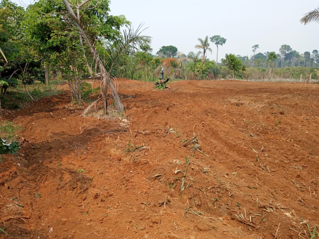 TRATOR: Vereador Marcio Miranda atende produtores do setor Chacareiro