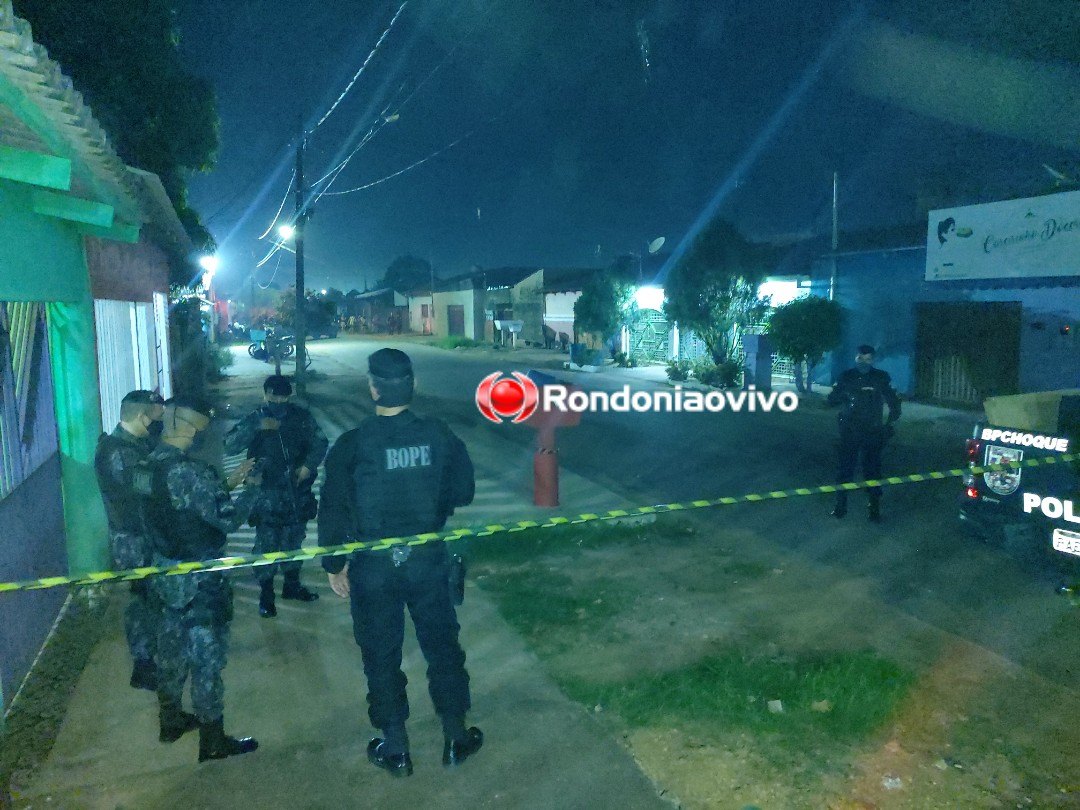 EXPLOSÃO: Granada é detonada pelo esquadrão antibombas no meio da rua