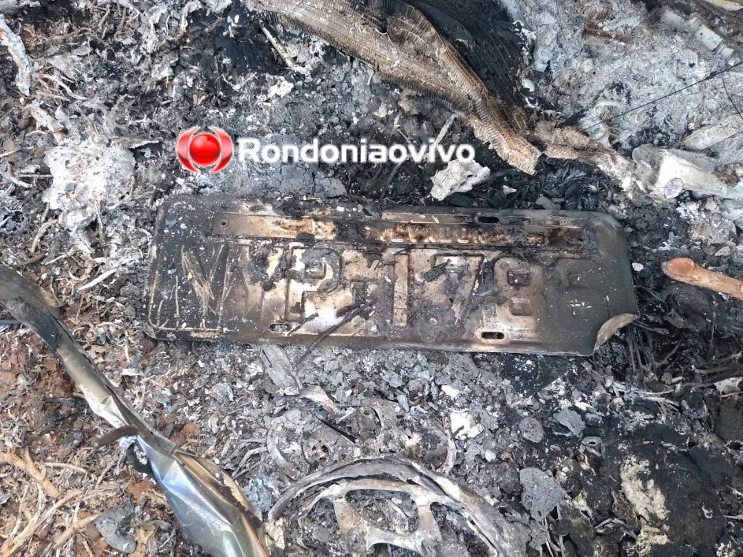 SEQUESTRO: Bandidos com fardas da PF rendem motorista de App e incendeiam veículos