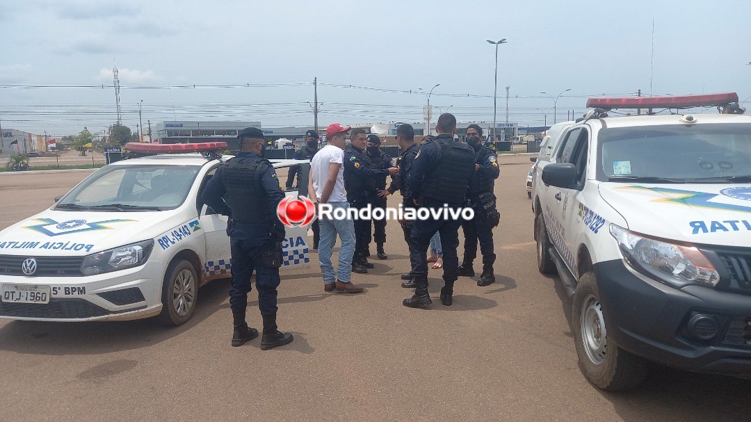 COBRANÇA DE DÍVIDA: Mulher e comparsas são presos com duas armas após ameaçarem matar família