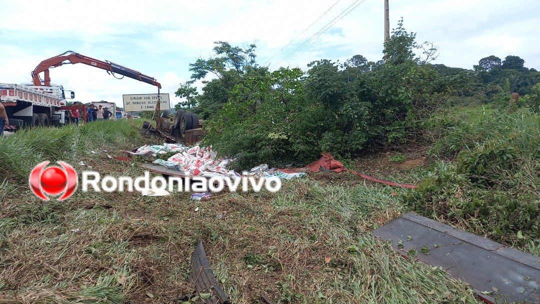 VÍDEO: Caminhão capota na BR-364 e mata trabalhadores 