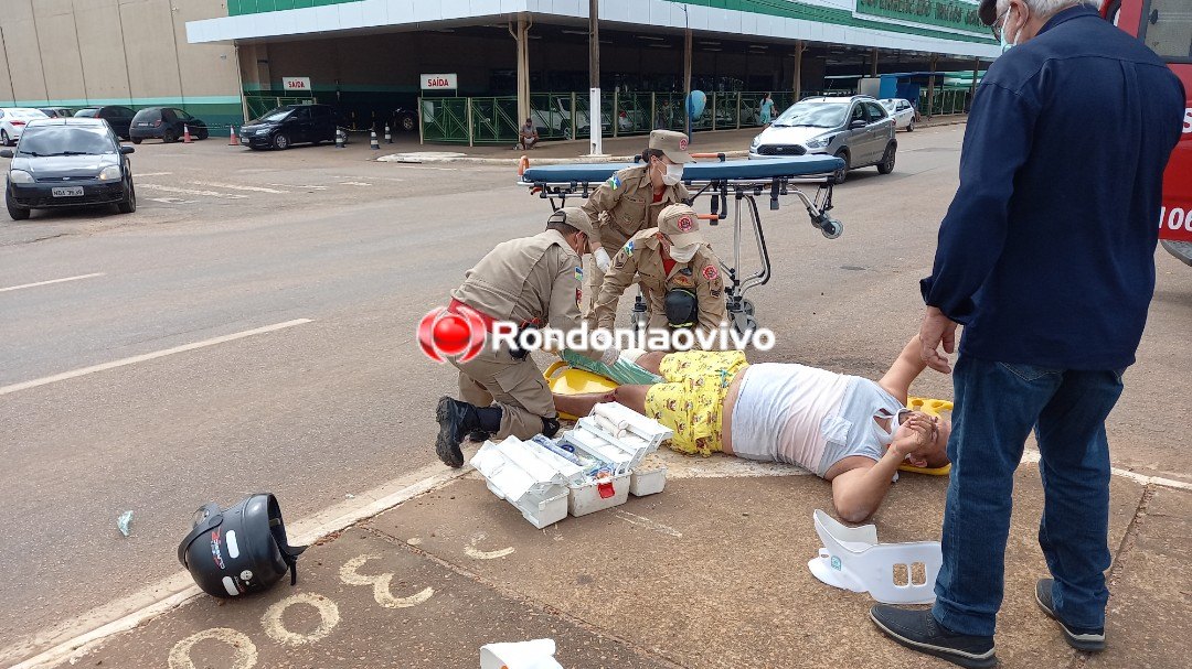 ASSISTA: Motociclista sofre fratura exposta em acidente com carro na Jorge Teixeira