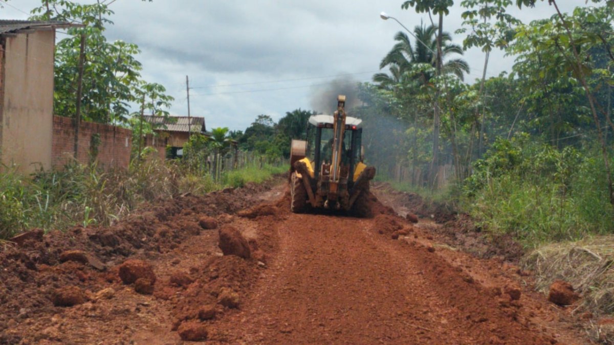 VEREADOR: Júnior Cavalcante pede e recuperação de vias no Setor Chacareiro é iniciada