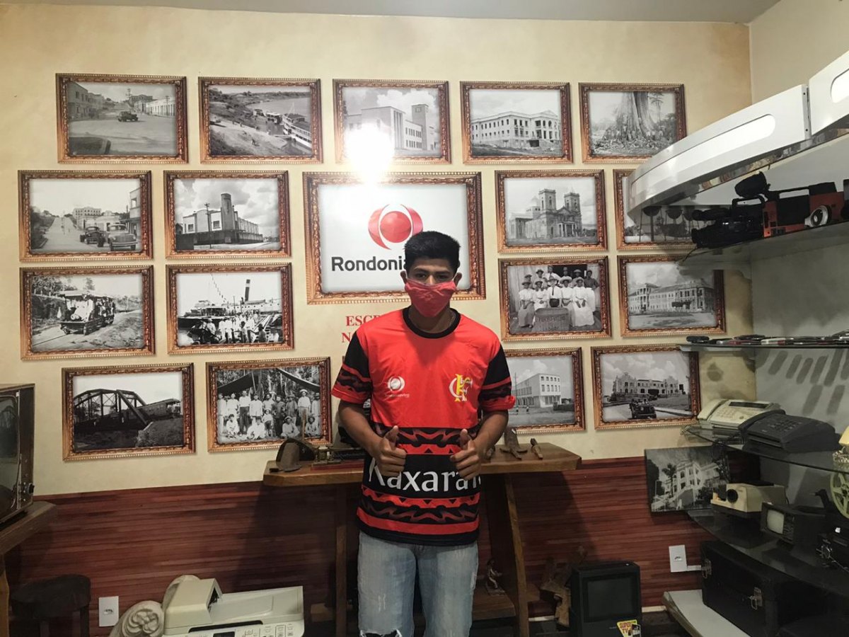 Confira quem foram os três sortudos das camisas oficiais 