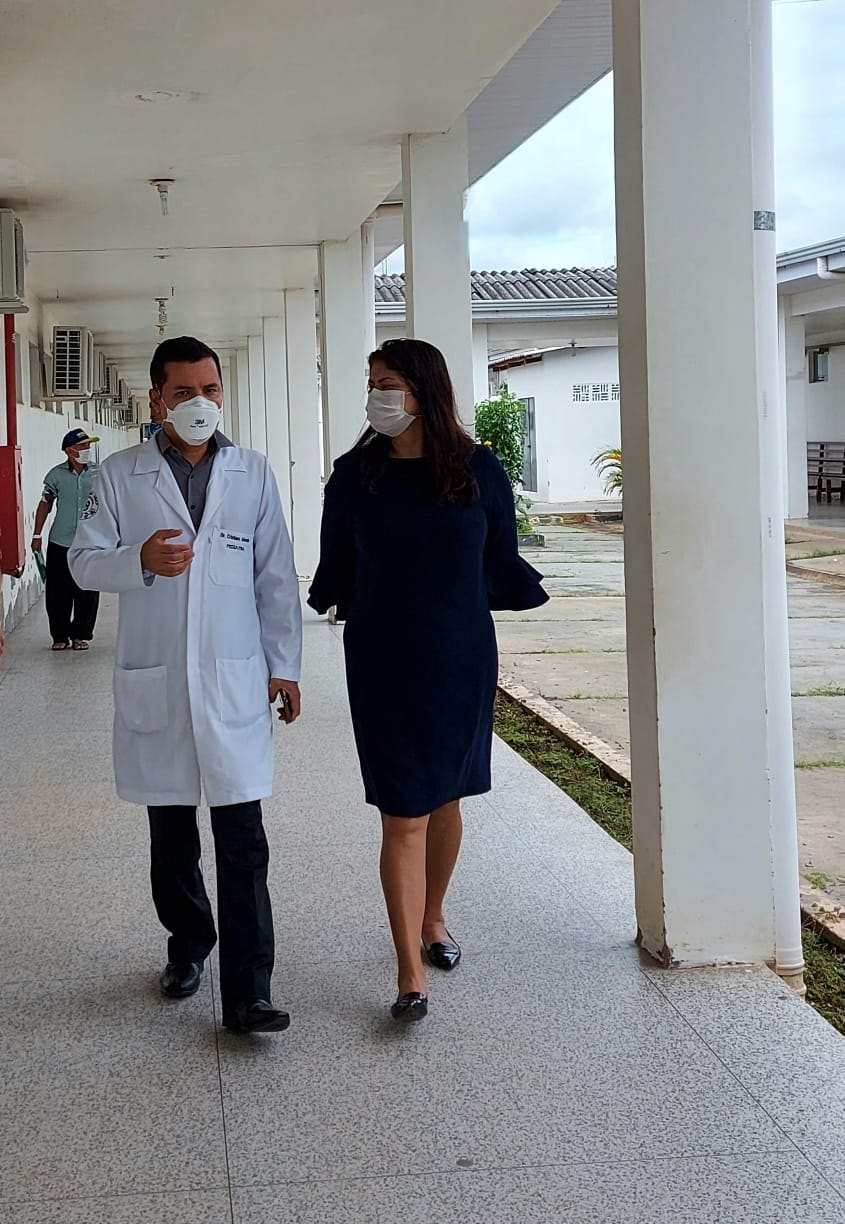 TRANSTORNOS: Cassia Muleta visita Hospital de Base para fiscalizar denúncias de falta de alimentação