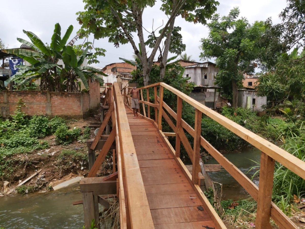 DO PRÓPRIO BOLSO: Vereador Edevaldo Neves doa salário para construir ponte no Bairro Costa e Silva