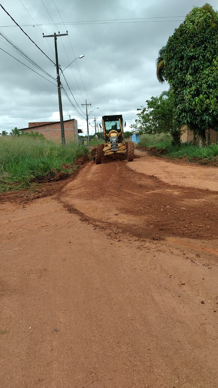 PARQUE AMAZÔNIA: Prefeitura atende Marcio Pacele e realiza limpeza e encascalhamento de ruas 