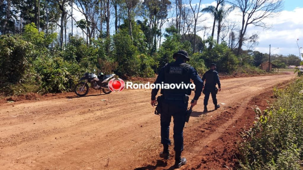 ASSISTA: Criminosos fazem roubo em flutuante e polícia realiza buscas com helicóptero