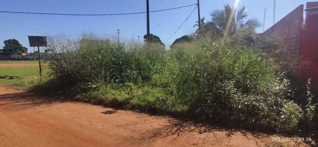 VEREADOR: Campo da Flor do Cacto recebe limpeza após solicitação de Edimilson Dourado