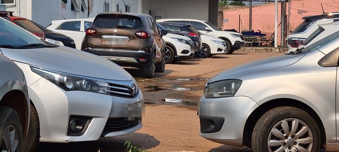 FEDOR : Servidores denunciam fossa estourada há mais de um mês na AMI