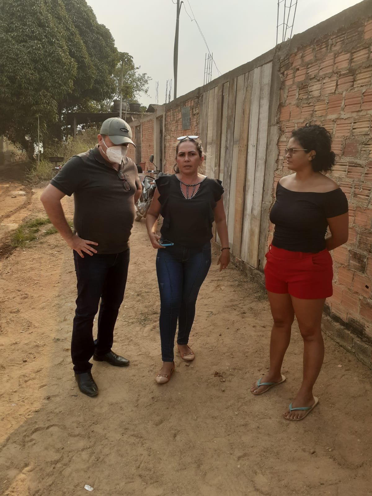  EM PORTO VELHO: Edwilson Negreiros acompanha serviços da Prefeitura no bairro São Francisco