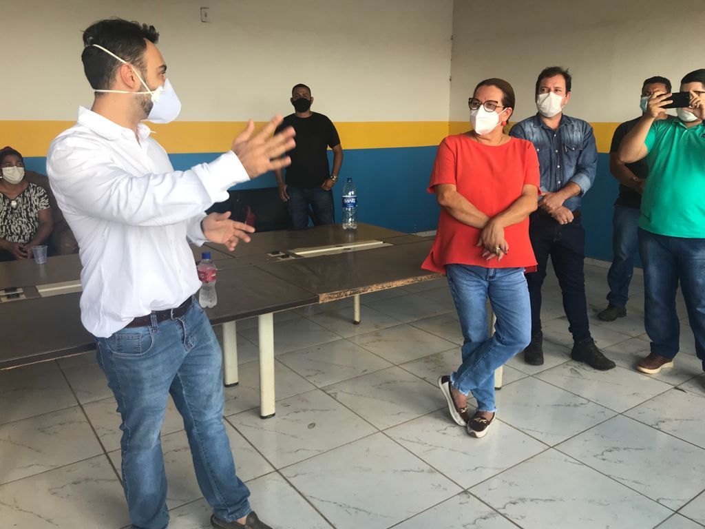 SINDEPROF: Servidores e secretário enviam questão do pagamento das diárias à prefeitura 