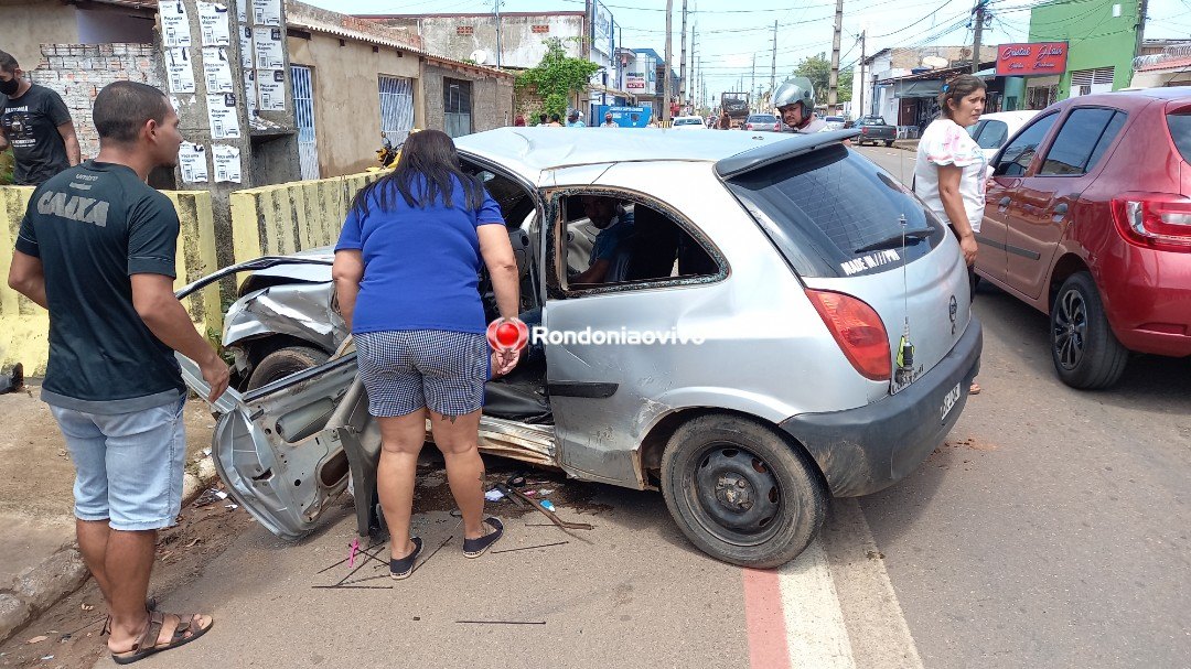 VÍDEO: Capotamento de Corolla deixa motorista ferido