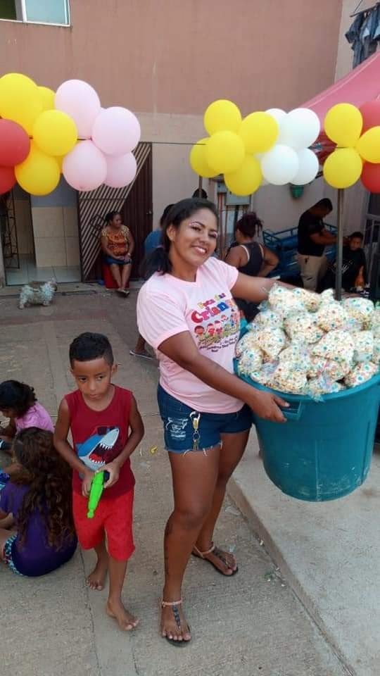 FAZER O BEM: Grupo arrecada brinquedos para o Dia das Crianças no Orgulho do Madeira