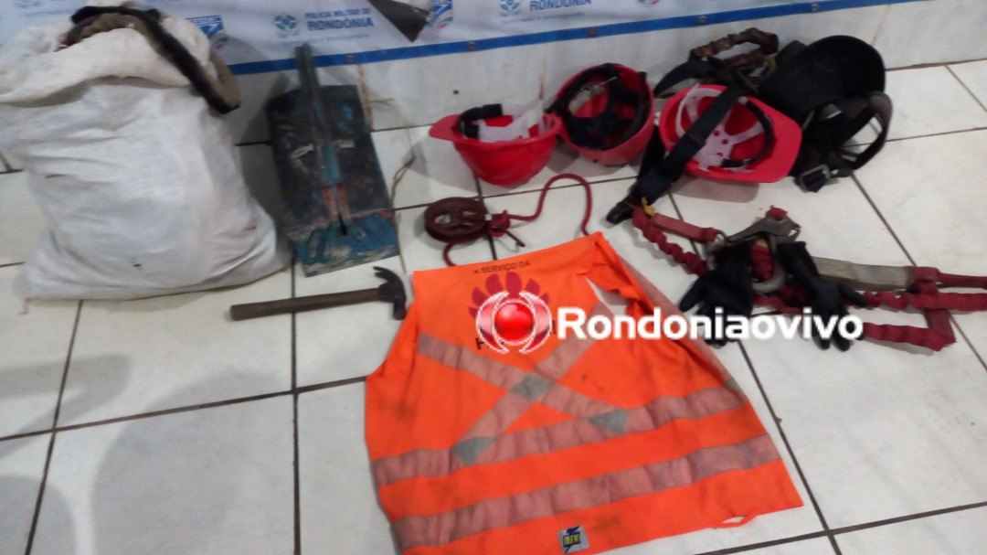 NAS ALTURAS: Trio é flagrado furtando 240 metros de cabos em torre de telefonia