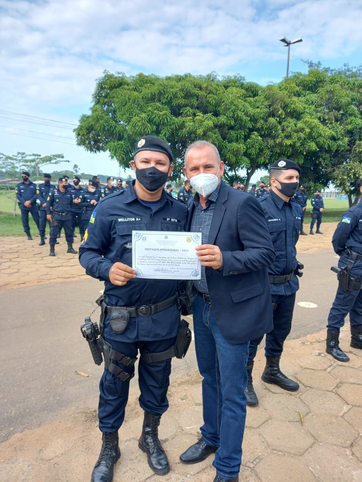 EM VILHENA: Ezequiel Neiva prestigia homenagem a Policiais Militares do 3º Batalhão 