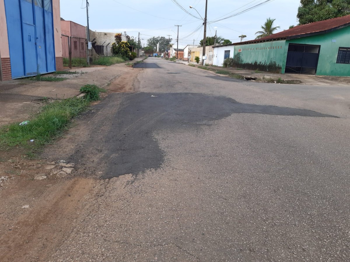 ATUAÇÃO: Edwilson Negreiros solicita e Prefeitura recupera asfalto na zona Sul