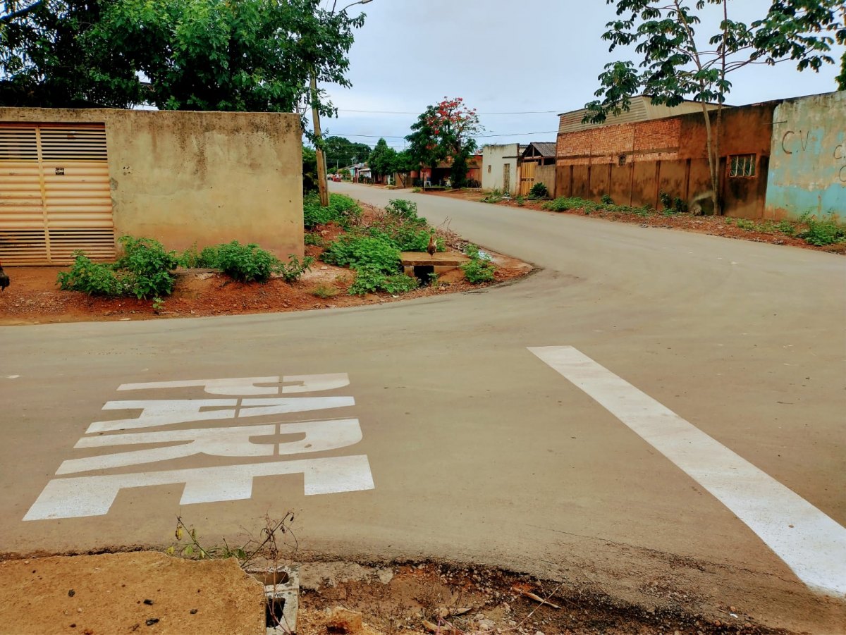 TRÂNSITO: Edwilson Negreiros pede sinalização para 20 ruas do bairro São Francisco
