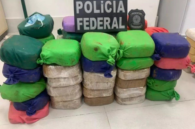 PRESOS: Foragidos se entregam a PF durante operação contra o tráfico