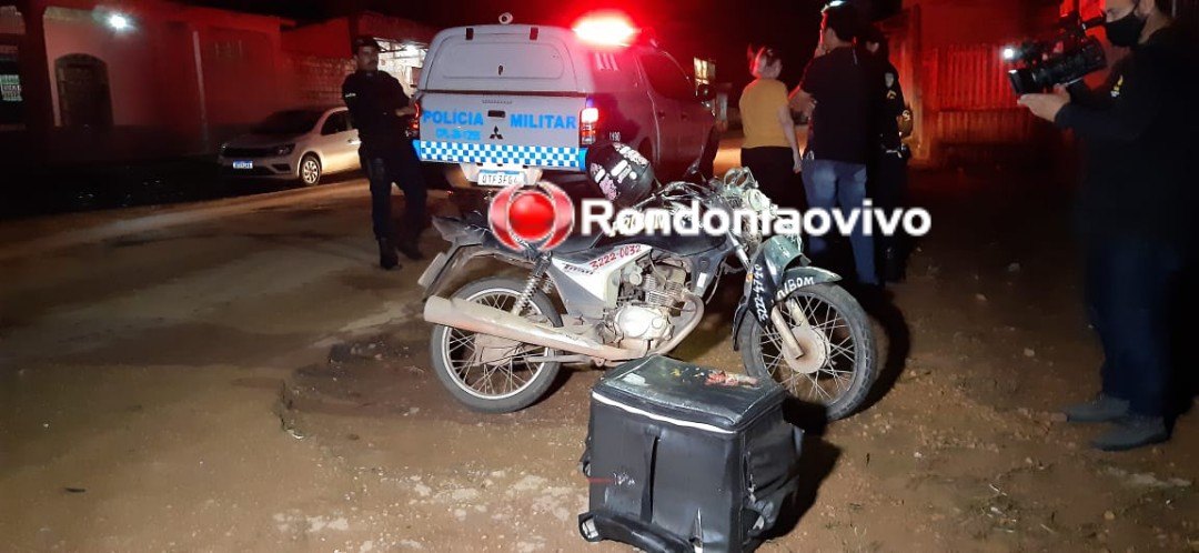 BATEU NA TRASEIRA: Entregador de pizza sofre grave acidente na zona Leste