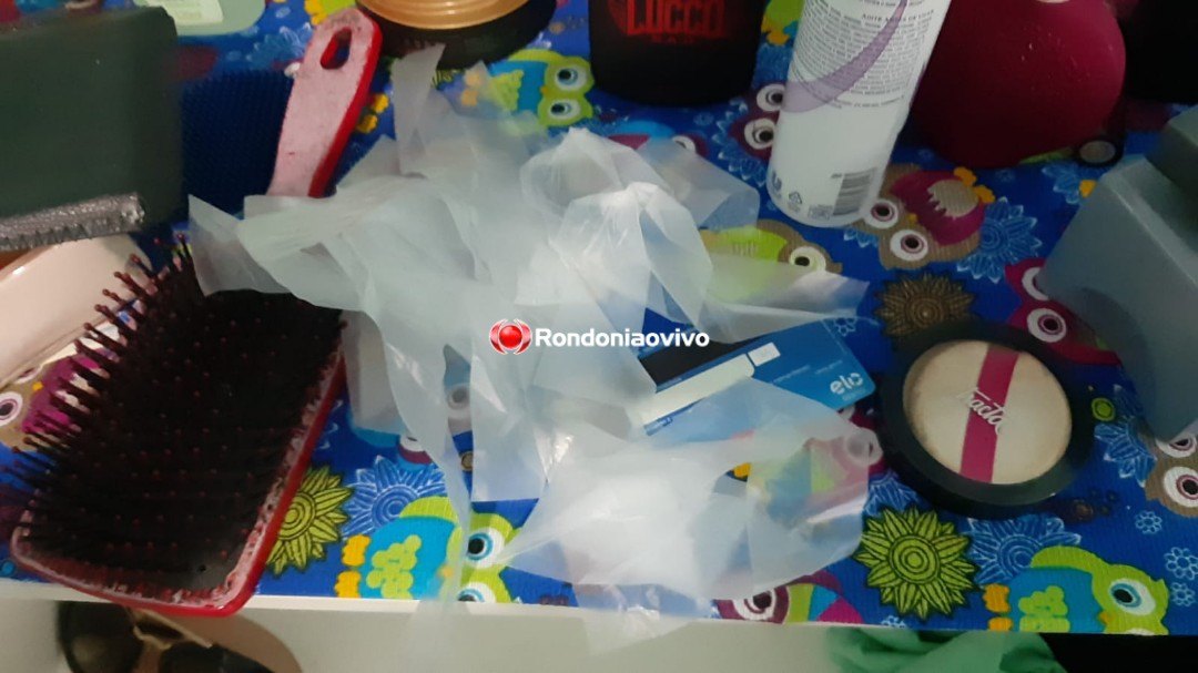 TRÁFICO INTENSO: PC fecha boca de fumo e prende mulher que trocava droga por objetos roubados