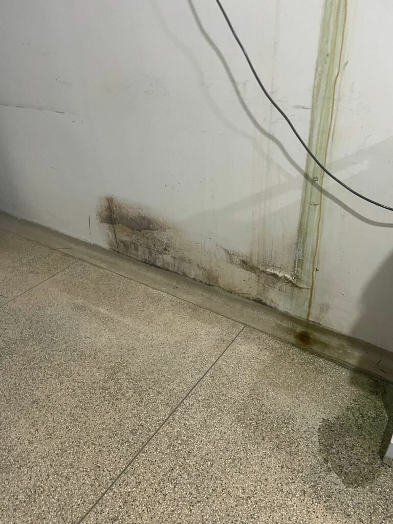 DESCONTROLADO: Prefeito de Ouro Preto tenta impedir fiscalização do Coren em hospital municipal