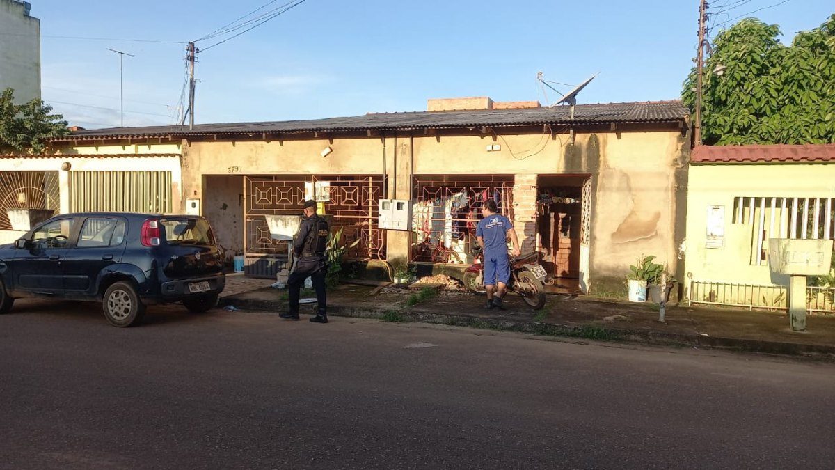 VÍDEO: PM faz buscas para prender criminosos na capital