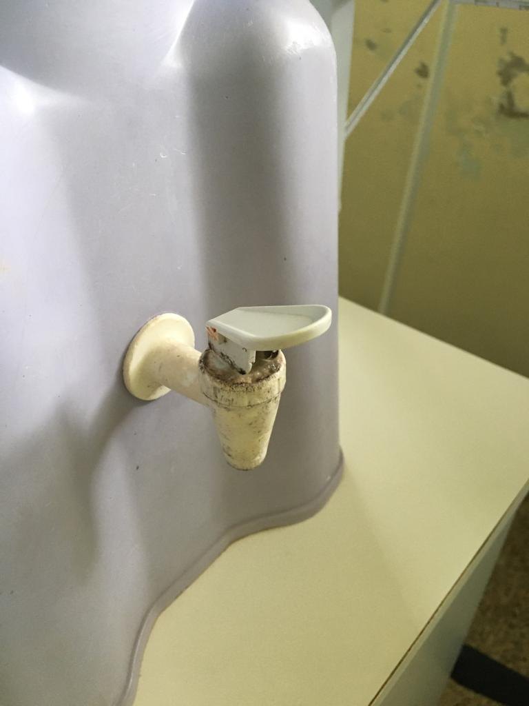 CHIQUEIRO: Pacientes denunciam péssimas condições do Cemetron