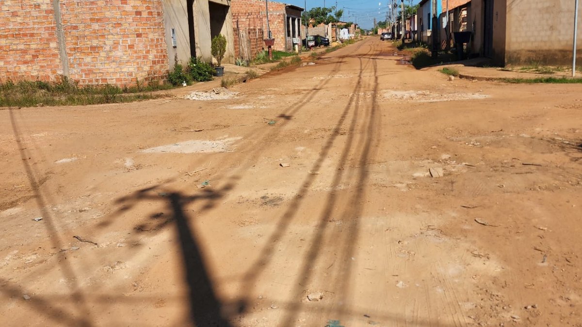 BURAQUEIRA: População diz que ruas do Cristal da Calama estão abandonadas