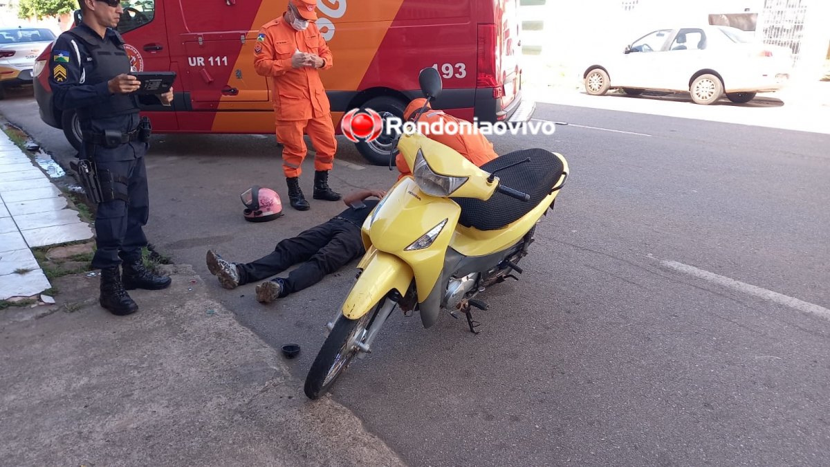 VEJA O VÍDEO: Motociclista fica ferido após bater em carro na Pinheiro Machado