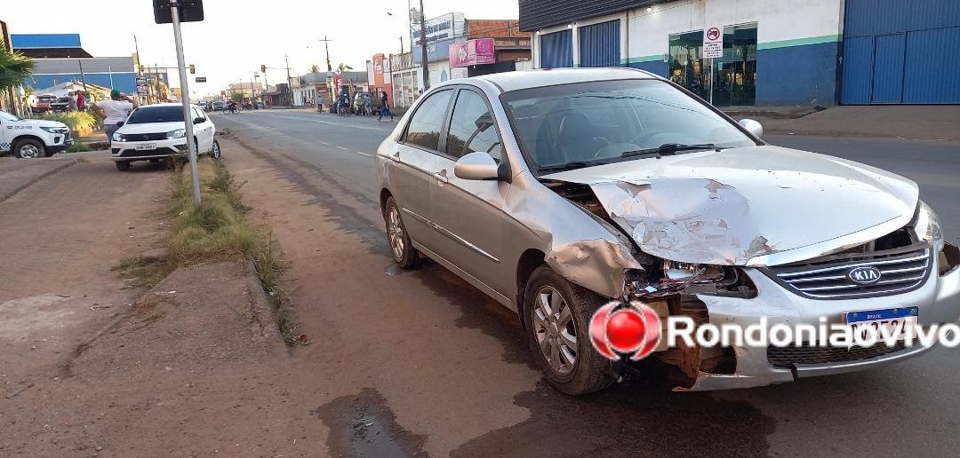 'VOU TELEFONAR': Motorista bate em carro parado e tenta fugir correndo na frente da PM