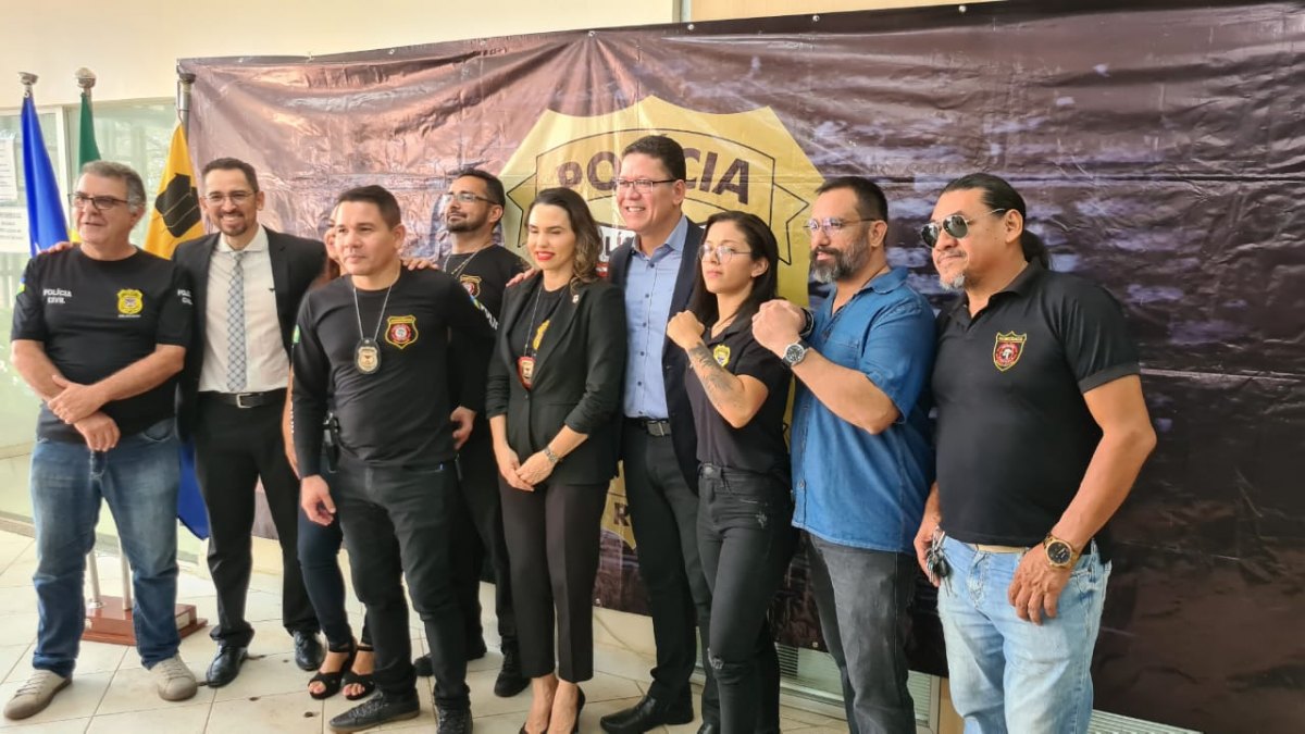 1° LUGAR DO PAÍS: Policiais da Homicídios recebem elogios de Governador de Rondônia