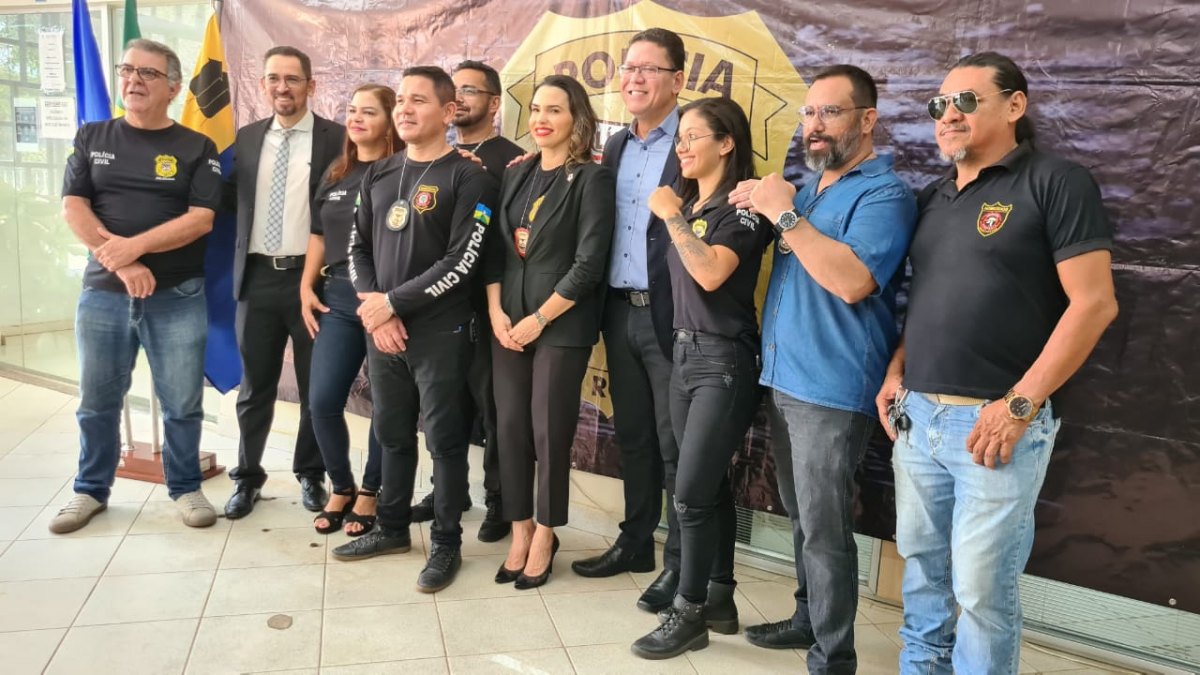 1° LUGAR DO PAÍS: Policiais da Homicídios recebem elogios de Governador de Rondônia