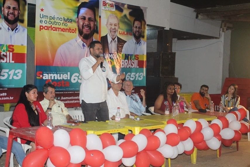 ELEIÇÕES : 'Um pé na luta e o outro no parlamento' é o slogam de Samuel Costa