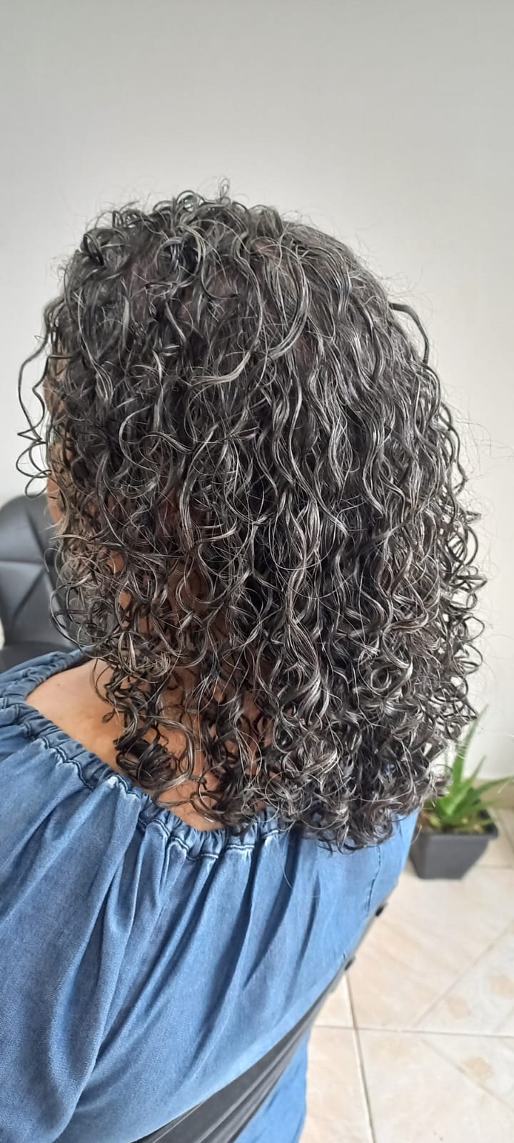 Venha conferir o pacote especial 'Outubro Rosa' do salão Encantos da Anni 