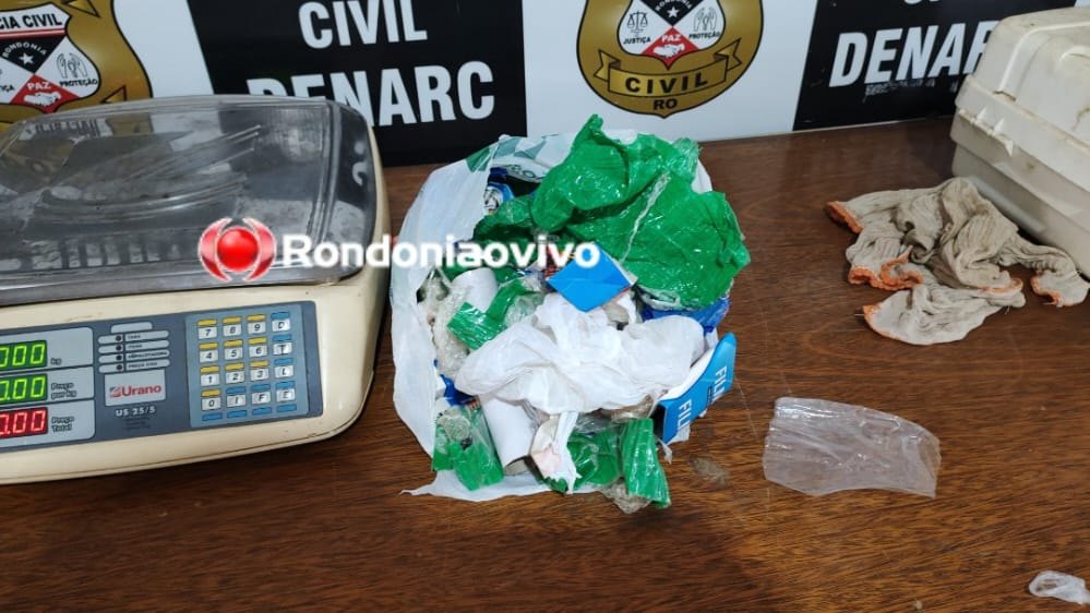 VÁRIAS DENÚNCIAS: Denarc prende traficante e fecha boca de fumo do 'Júnior' na zona Leste