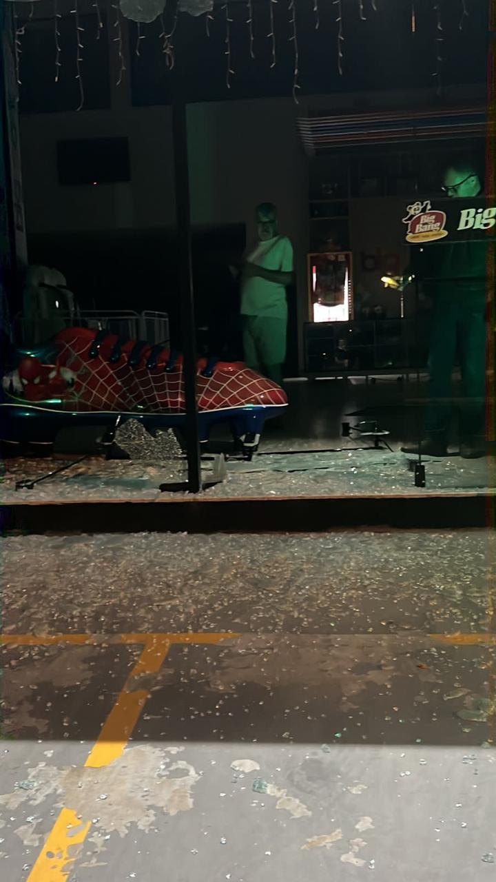 BANDIDOS: Pizzaria que estava na lista de golpistas também é atacada com vários tiros 